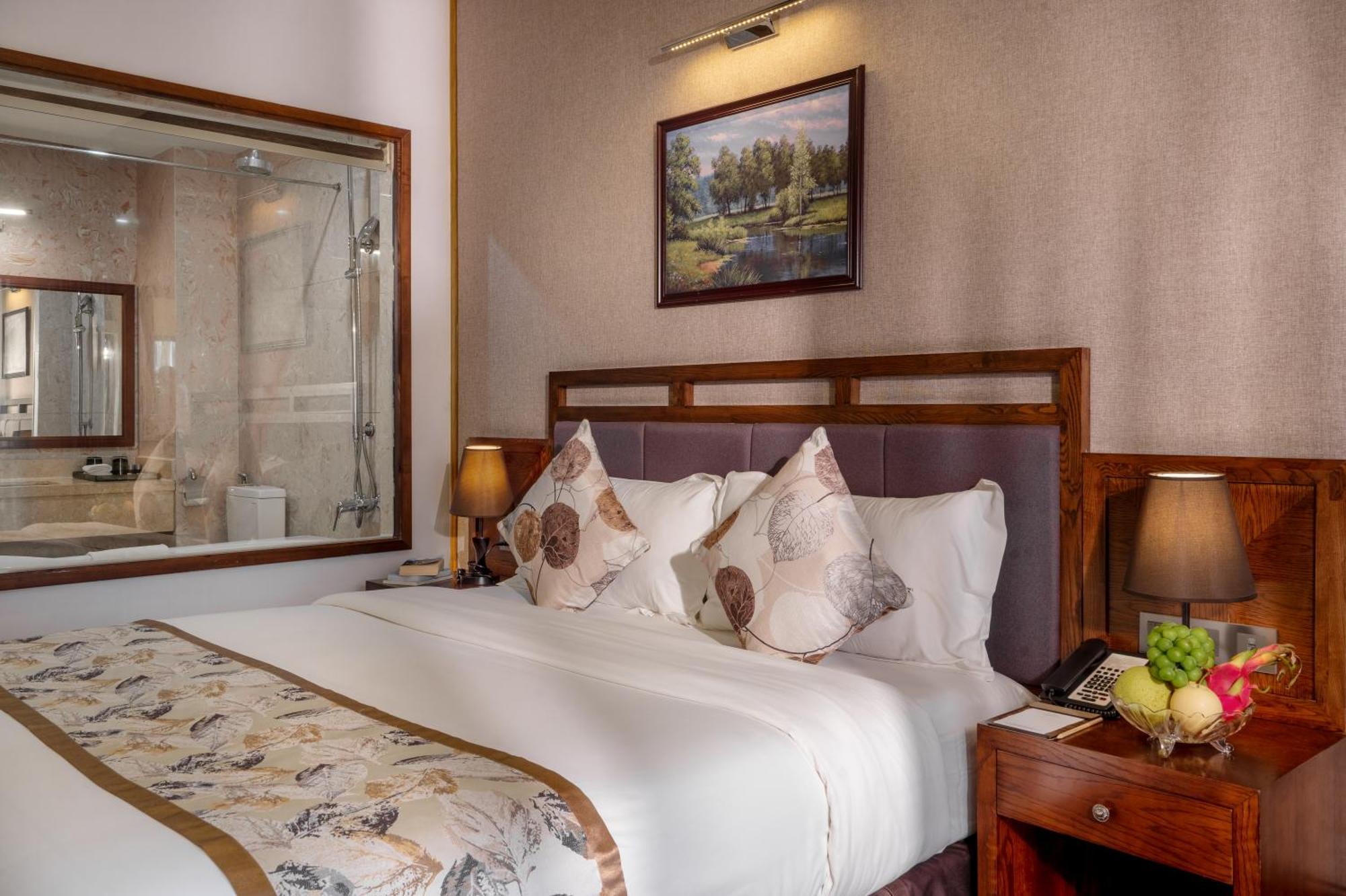 Deluxe Double or Twin Room