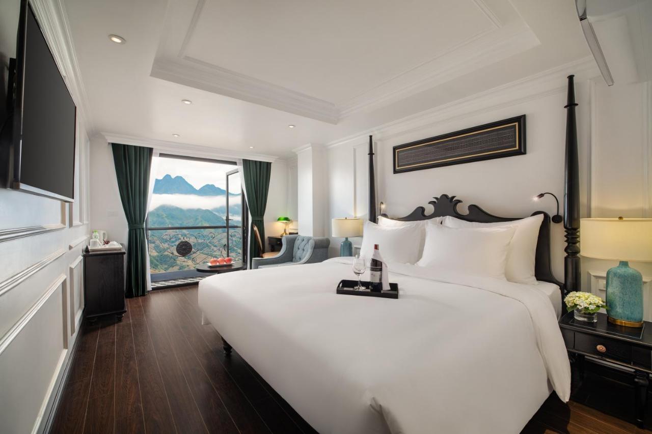 Deluxe Double or Twin Room Mountain View