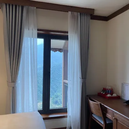 Sapa Catcat Hills Resort & Spa-3
